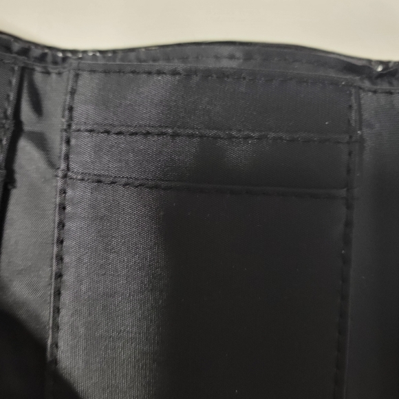 Black Wallet - Picture 7 of 12